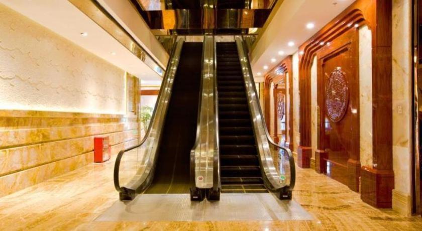 Chongqing Huachen International Hotel Extérieur photo